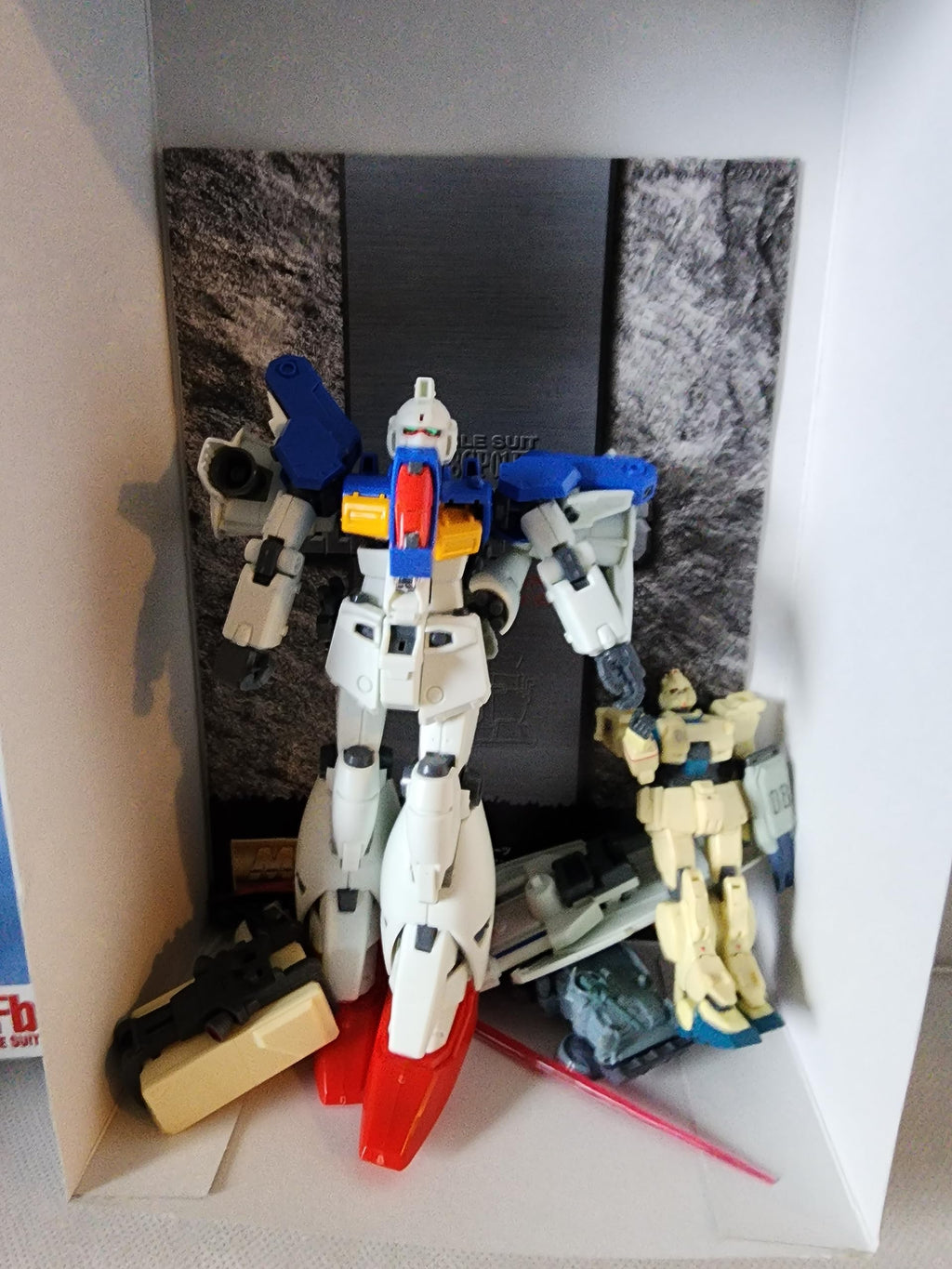 Bandai Hobby GP01Fb Gundam Bandai Master Grade Action Figure