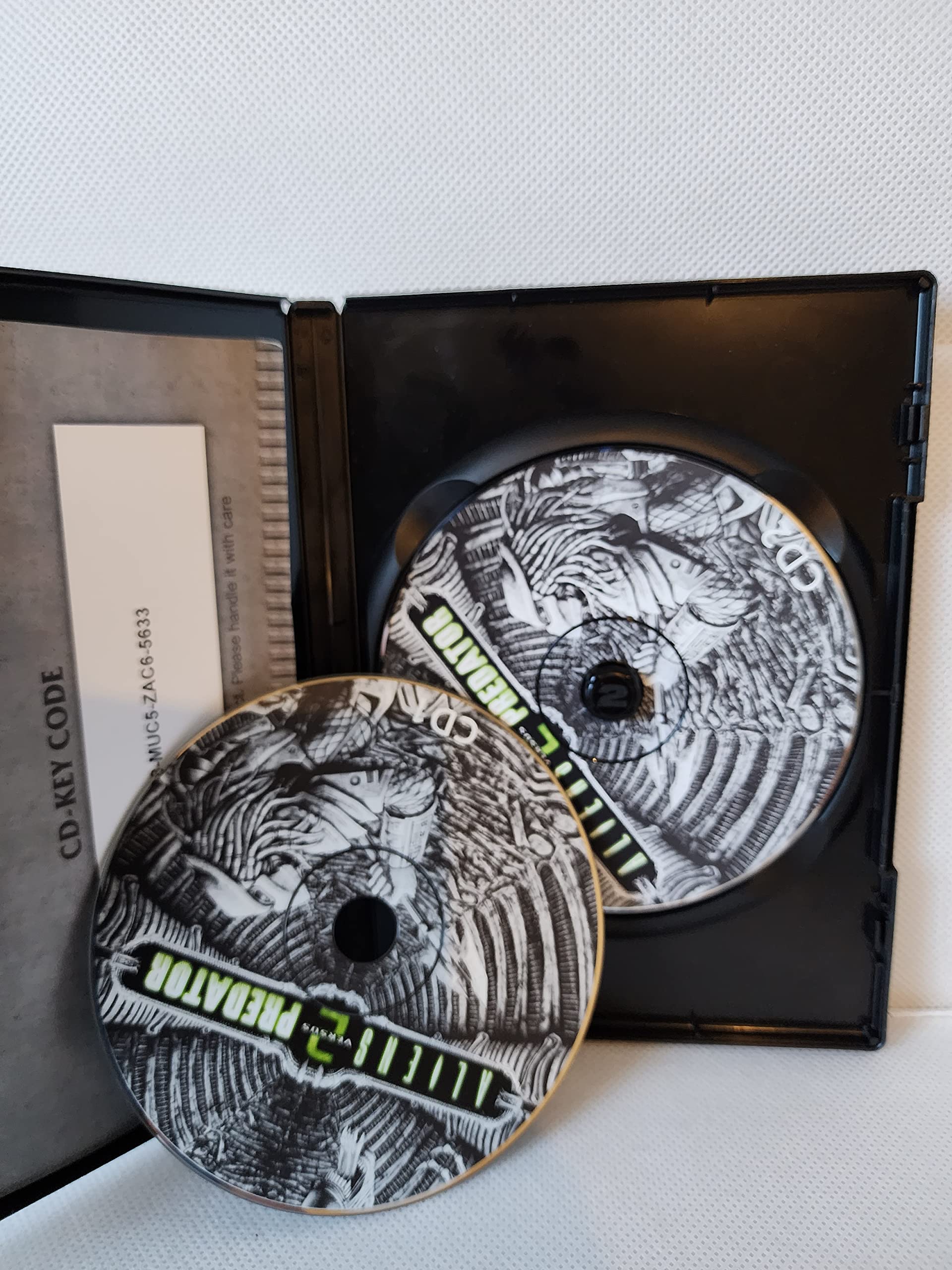 Aliens vs. Predator 2 PC Medallion