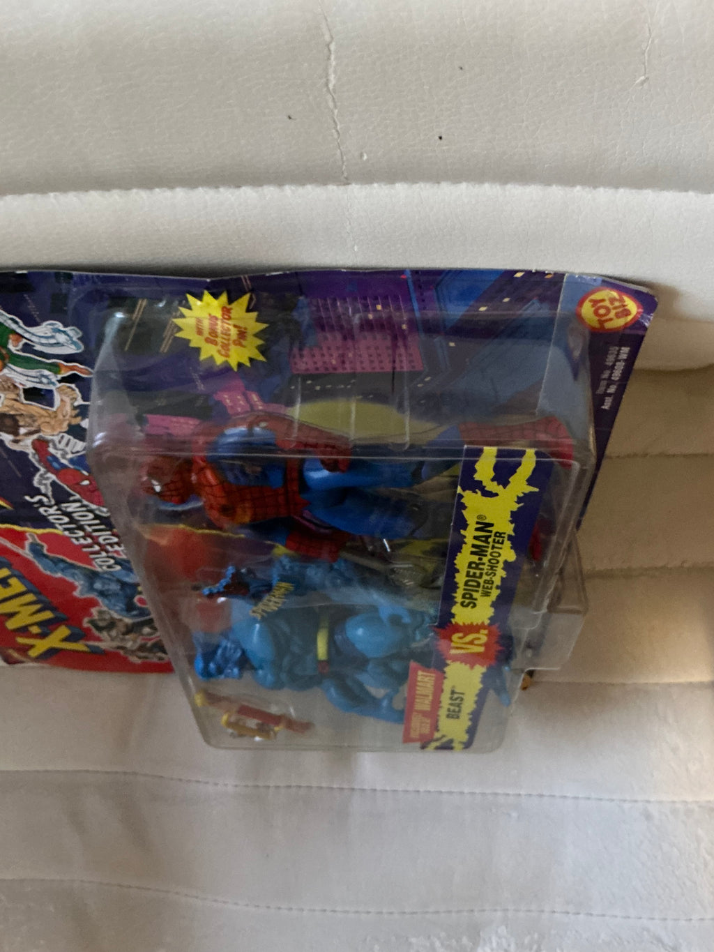 X-Men VS. Spider-Man Exclusive Collector's Edition 2-Pack: Beast VS. Spider-Man (Web-Shooter)