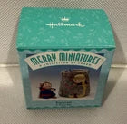 Hallmark Merry Miniatures Rapunzel 2pc Set 1998 New Collectible Gift Home Decor