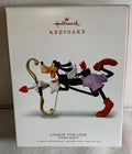 Hallmark Keepsake Christmas Ornament 2018 Disney Goofy Lookin' for Love